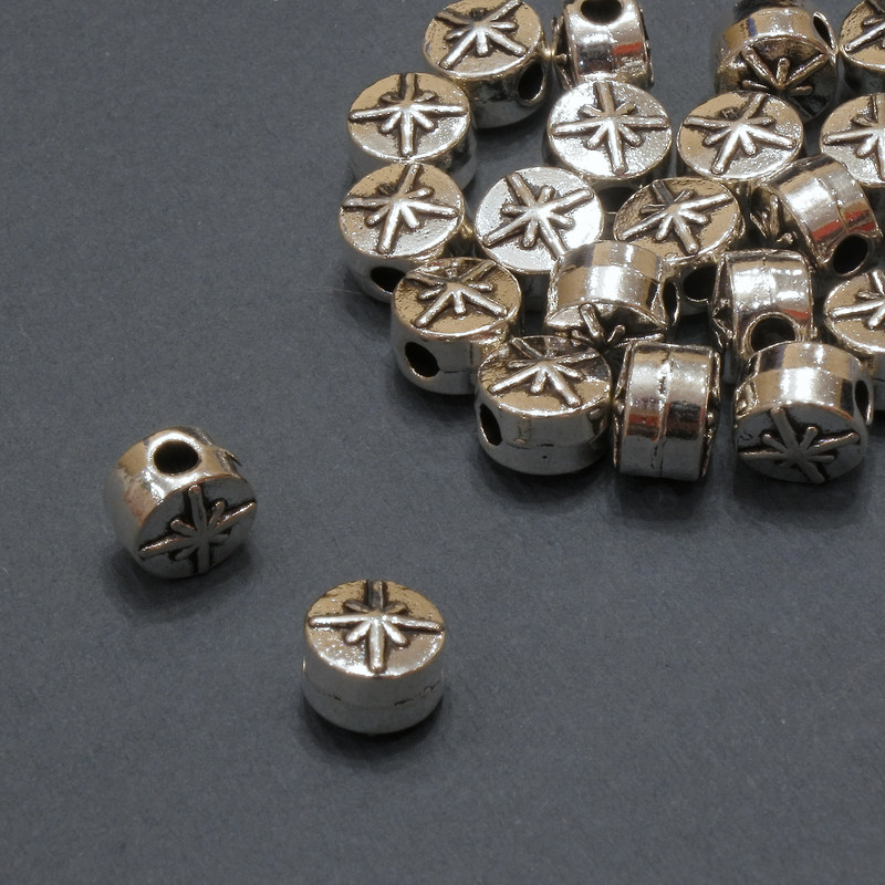 Koralik-wstawka wewnętrzna, średnica 2 mm +/-, wymiary 7×5,5 mm +/-; opakowanie 20 g, 22 szt.