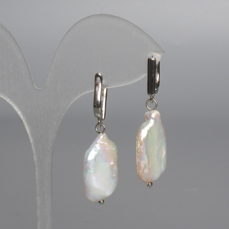 Kolczyki barokowe z pereł o benzynowym odcieniu, średnica 14,5×23 mm, długość 40 mm, angielski zamek