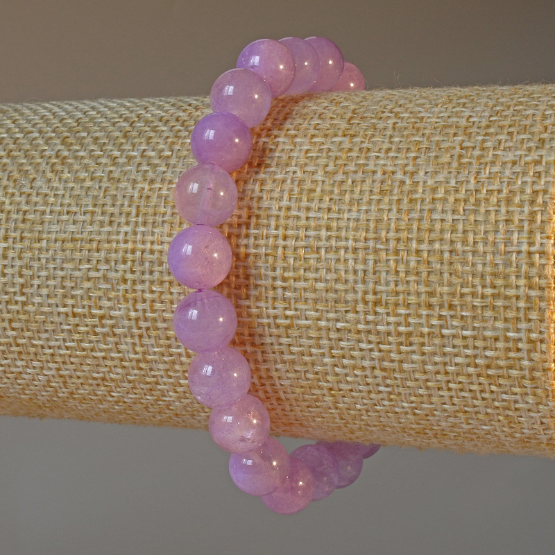 Bransoletka z lawendowego ametystu, naturalny kamień, gładkie kuleczki, średnica 8,5 mm, długość 18 cm +/- (elastyczna)