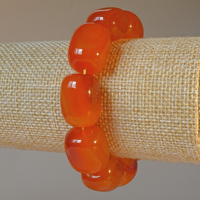 Bransoletka z pomarańczowego agatu, naturalny kamień, bryłka, średnica 15×19 mm, długość 18 cm (+/-) (elastyczna)