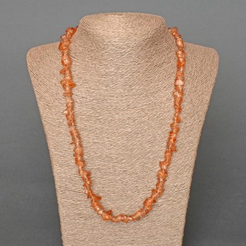 Naszyjnik z barwionego kwarcu – drobiny, średnica 8×4 mm, długość 57–62 cm