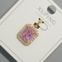 Wisiorek Xuping z różowym kryształem i białymi cyrkoniami, średnica 13×15 mm, długość 23 mm, pozłacanie 18K