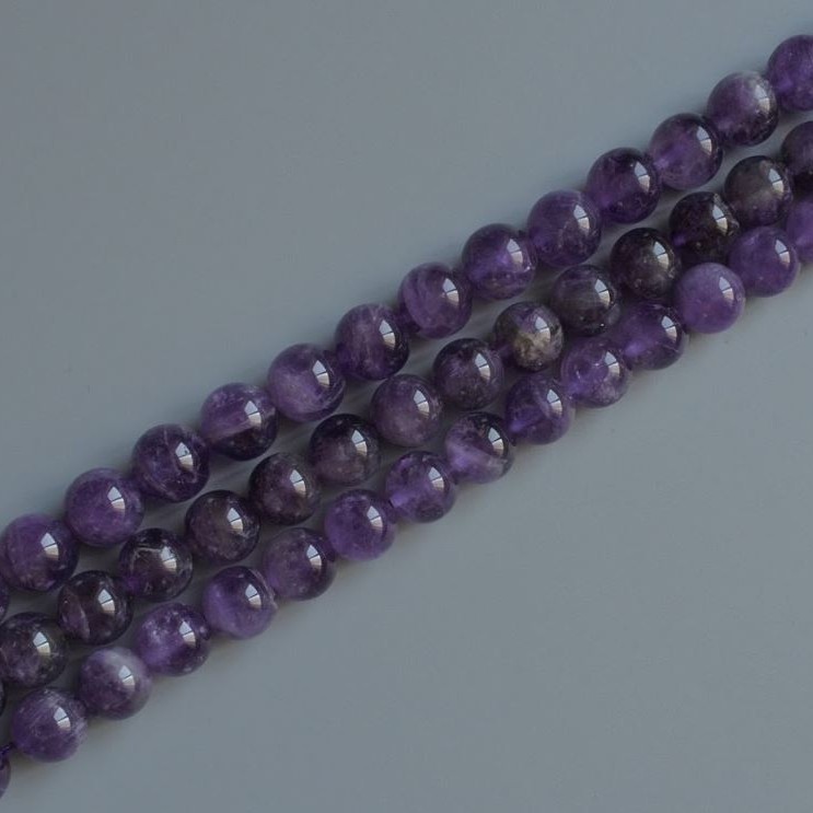 Koraliki z ametystu, naturalny kamień, gładkie kulki, średnica 10 mm, długość ok. 39 cm, na nitce