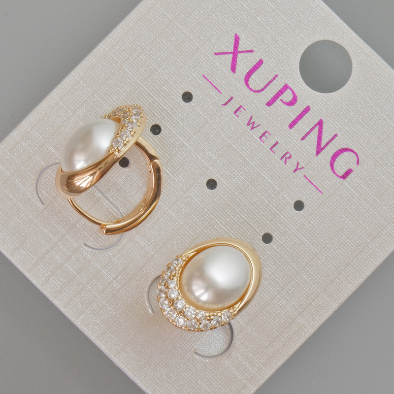 Kolczyki Xuping z białymi cyrkoniami i koralikiem Majorka, średnica 15×10 mm ± Pozłacanie 18K