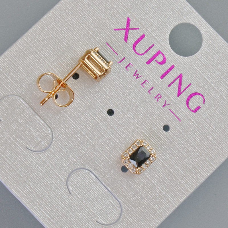 Kolczyki sztyfty Xuping z czarnym kryształem i białymi cyrkoniami, średnica około 6,5×5,5 mm, pozłacane 18K