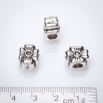Koralik Pandora Czterolistny (średnica 4 mm) 12×10 mm, opakowanie 20 g, ± 7 szt.
