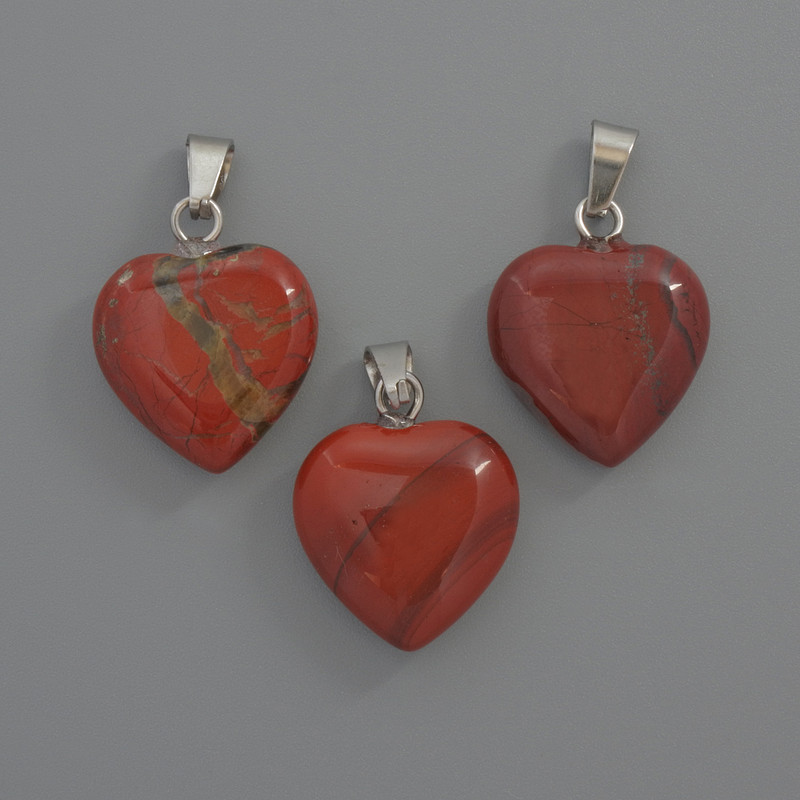 Wisiorek Serce z czerwonego jaspisu, średnica 15×15×6 mm, długość 23 mm
