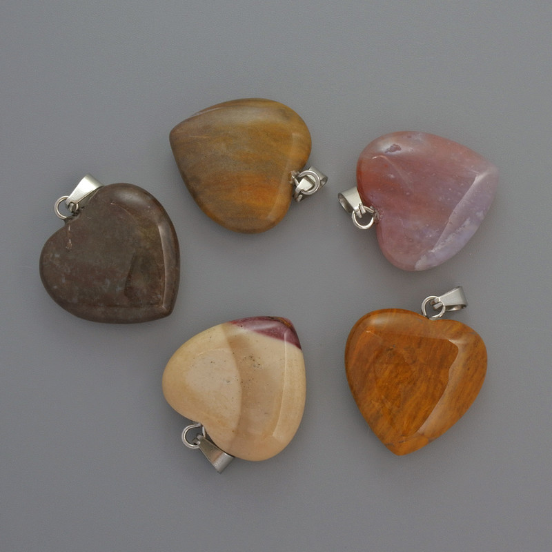 Wisiorek Serce Jaspis, średnica 20×20×6 mm, długość 28 mm ±