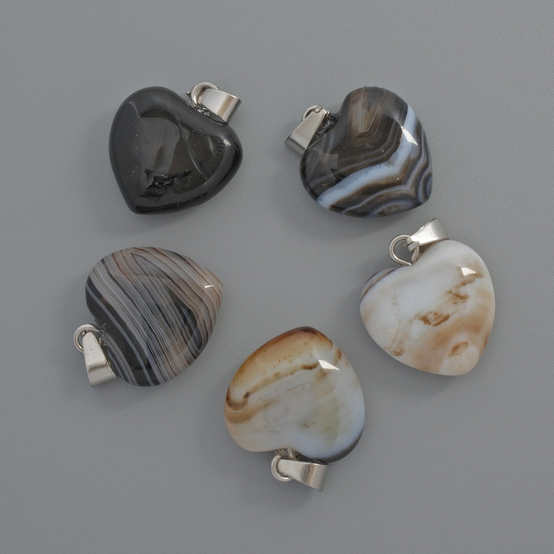 Wisiorek «Serce» z czarnego agatu, średnica 15x15x6 mm, długość 23 mm+