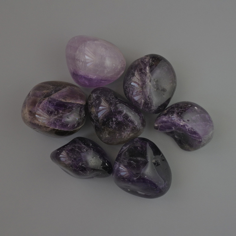 Ametyst fasetowany, naturalny kamień pamiątkowy, średnica 20×18 mm (+-), opakowanie 100 g