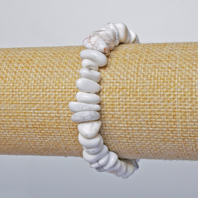 Bransoletka z howlitem, naturalny kamień fasetowany, średnica 12×5 mm, długość 18 cm, elastyczna