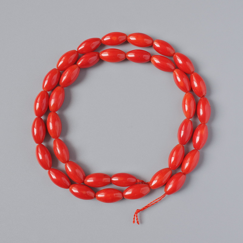 Koralowe koraliki naturalne – ziarniste, średnica 11×6 mm, długość 39 cm, na nitce