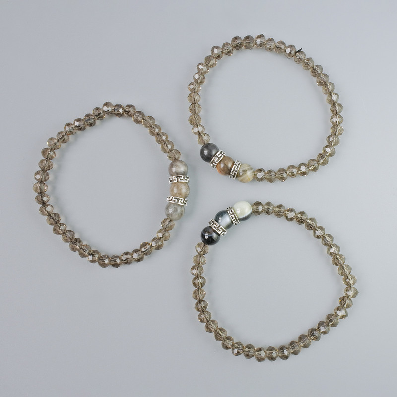 Bransoletka z czeskiego kryształu i zestawu koralików, średnica 6×4,5 mm, 8,5 mm ±, długość 18 cm ± (rozciągliwa) z metalowymi wstawkami