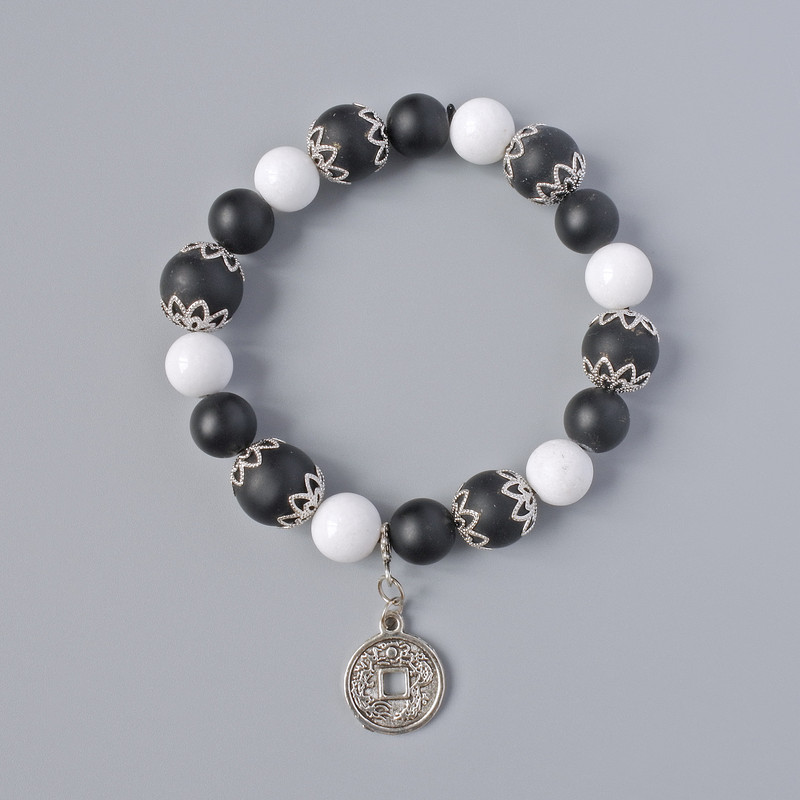 Bransoletka ze szungitu i białego agatu, średnica 12 mm, 10 mm +-, długość 18 cm +- (elastyczna) z metalowymi wstawkami