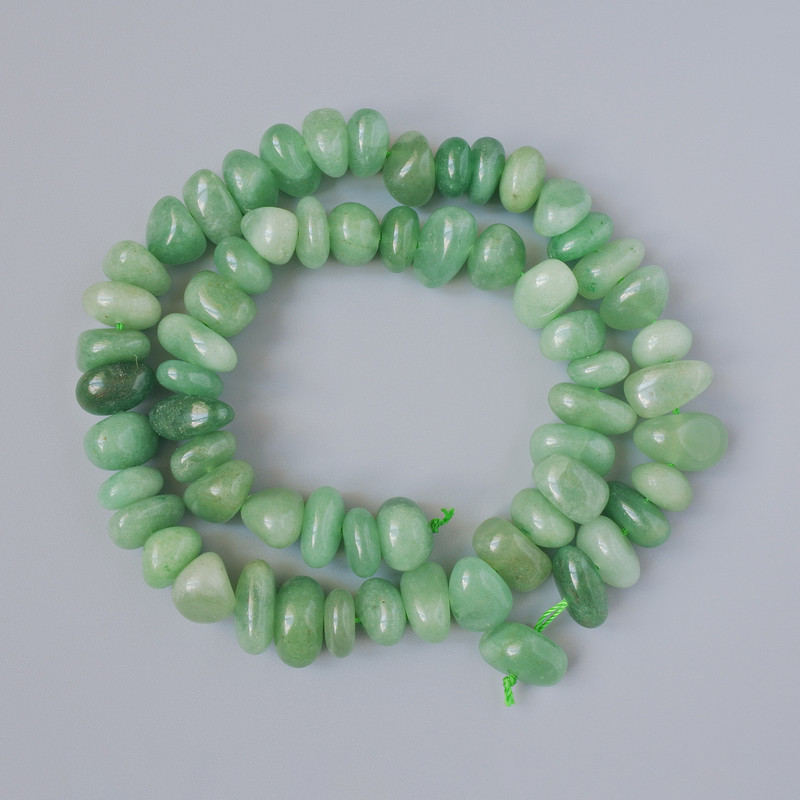 Koraliki z nefrytu, naturalny kamień, w kształcie galtywki, średnica 11×6 mm, długość około 41 cm na nitce
