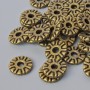 Wkładka do koralików – średnica 9×1,5 mm, otwór 2,3 mm, opakowanie 40 szt., kolor metalu: brązowy