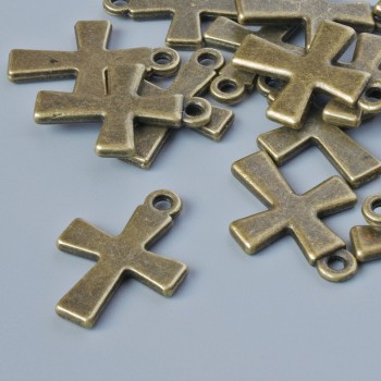 Zawieszka do biżuterii „Krzyż”, wymiary 18,5×13 mm, średnica otworu 1,6 mm, fason 15 szt. ±, brązowy kolor metalu