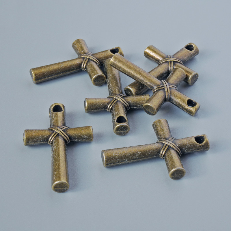 Zawieszka «Krzyż», wymiary 28×18×4 mm, średnica otworu 2,3 mm, opakowanie 6 szt. ±, kolor metalu: brązowy