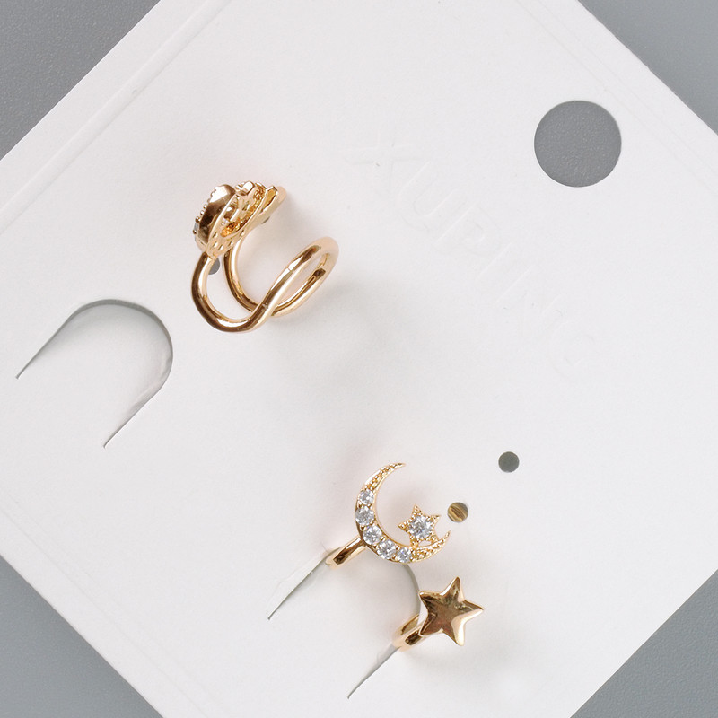 Kaf Xuping z białymi cyrkoniami, średnica 8,5×14 mm ± pozłacanie 18K