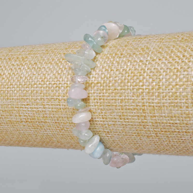 Bransoletka z naturalnego morganitu - drobne kawałki 8×3 mm, długość 18 cm ± (rozciągliwa)