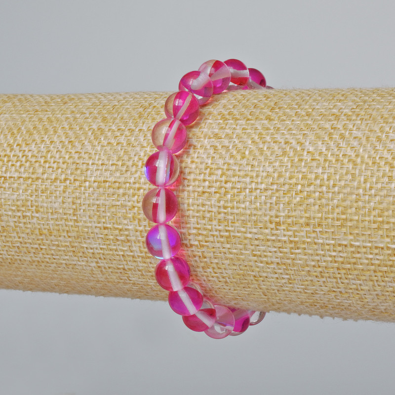 Bransoletka z opalowego szkła, gładka kulka, kolor malinowy, przezroczysty z efektem kameleonowym, średnica 8 mm ±, długość 18 cm ± (rozciągliwa)