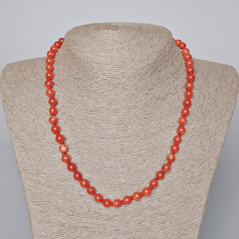 Naszyjnik z czerwonego jaspisu (prasowana) gładka kulka, średnica 6 mm ±, długość 45–47 cm