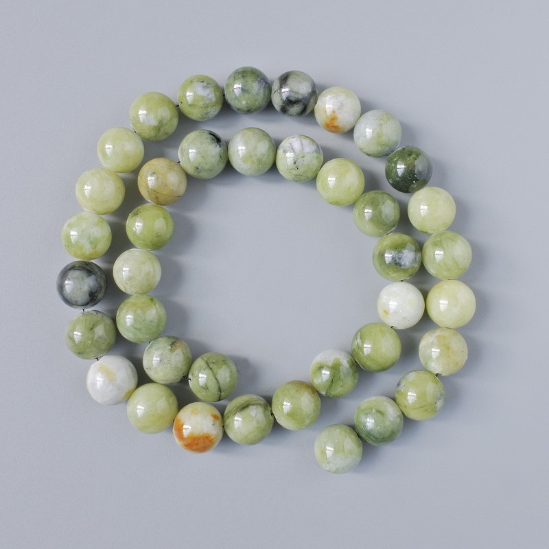 Koraliki Zielony Opal (sztuczny akryl) gładka kuleczka, średnica 10,5 mm, długość 39 cm, na żyłce