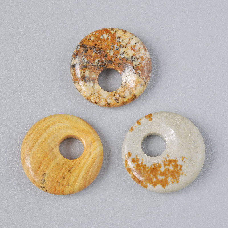 Wisiorek „Pączek” z jasperu pejzażowego, naturalny kamień, średnica 18×5 mm, otwór 5 mm