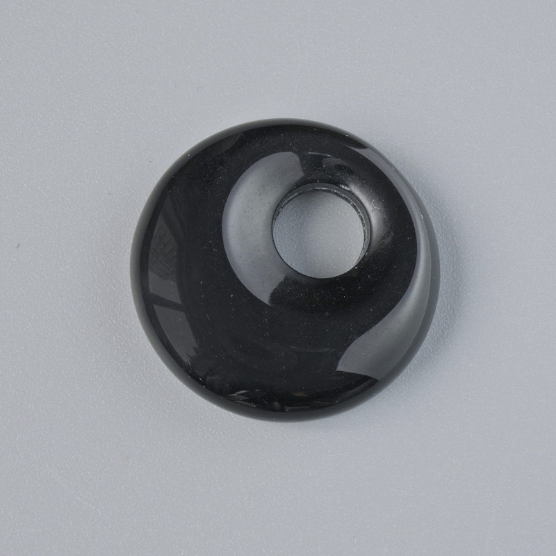 Wisiorek w kształcie pączka z czarnego agatu, naturalny kamień, średnica 18×5 mm ±, średnica otworu 5 mm ±