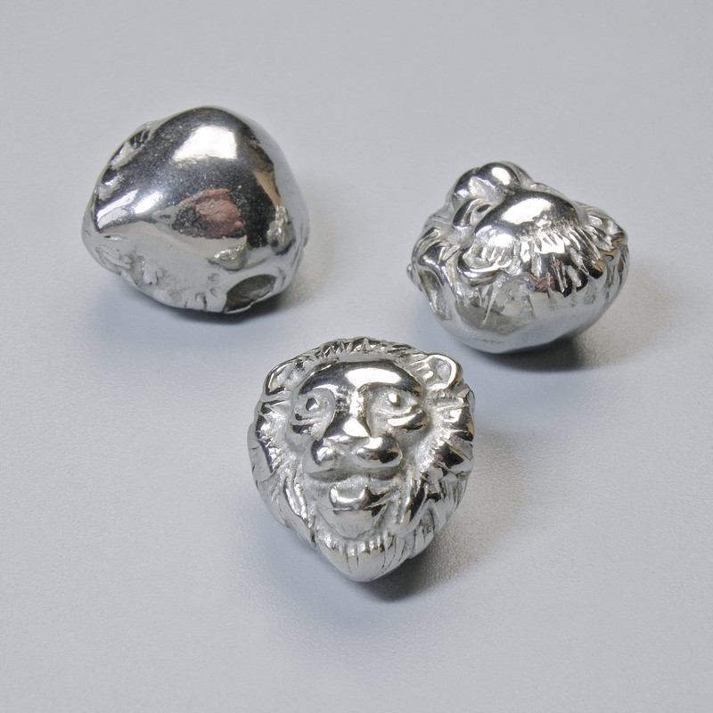 Koralik-wkładka „Lew”, wymiary 13×11×9 mm ±, otwór Ø 2,6 mm, kolor metalu: srebrzysty, 1 szt.