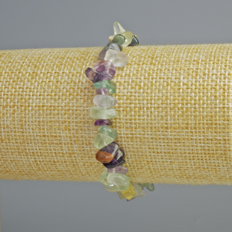 Bransoletka z naturalnego fluorytu, drobinki kamienia, długość 18 cm, elastyczna (stretch)