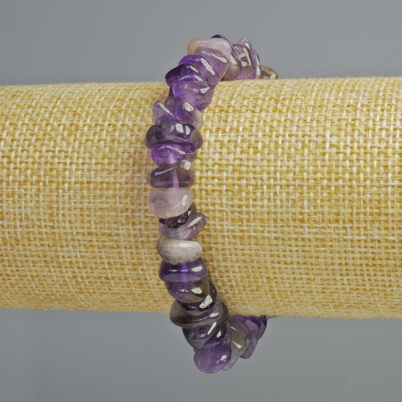 Bransoletka z naturalnym ametystem, drobinki kamienia, średnica 11×4 mm, długość 18 cm, elastyczna