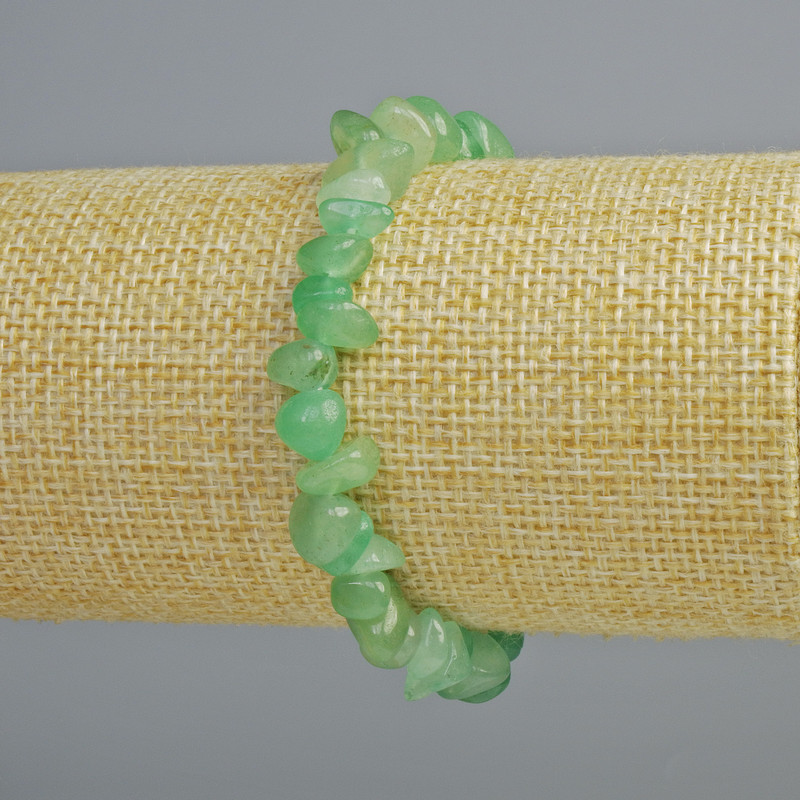 Bransoletka z nefrytu naturalnego – drobne fragmenty kamienia, średnica 8×4 mm, długość 18 cm, elastyczna