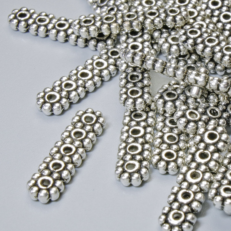 Rozdzielnik koralików na 5 nici, średnica 17×4, 5 mm ±, otwór, średnica 1,2 mm, srebrny kolor metalu, 28 szt.