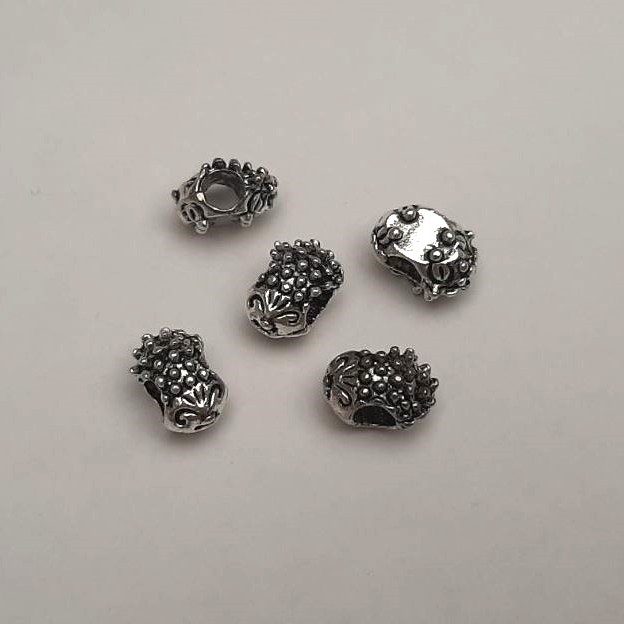 Koralik ozdobny „Jeż”, średnica 12,5×9,5 mm, otwór 4,5 mm, opakowanie - 20 g, 9 szt.