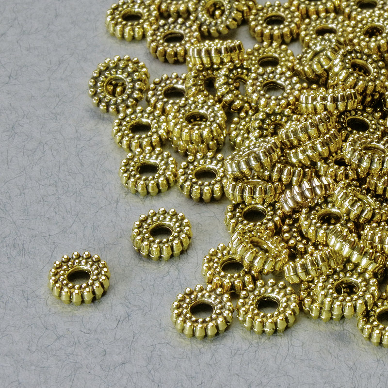 Koralik-wkładka, średnica 2×6 mm, otwór 1,8 mm, złoty kolor metalu, opakowanie 20 g ± 116 szt.
