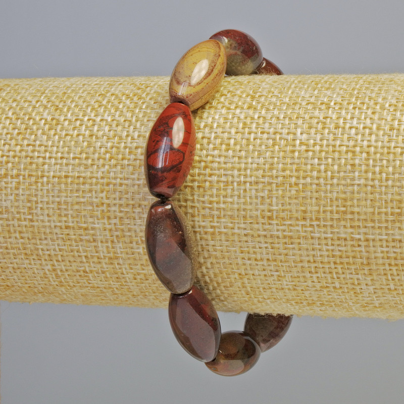 Bransoletka z czerwonego jaspisu, naturalny kamień, owalne koraliki 10×20 mm ± (rozciągana), długość 18 cm+