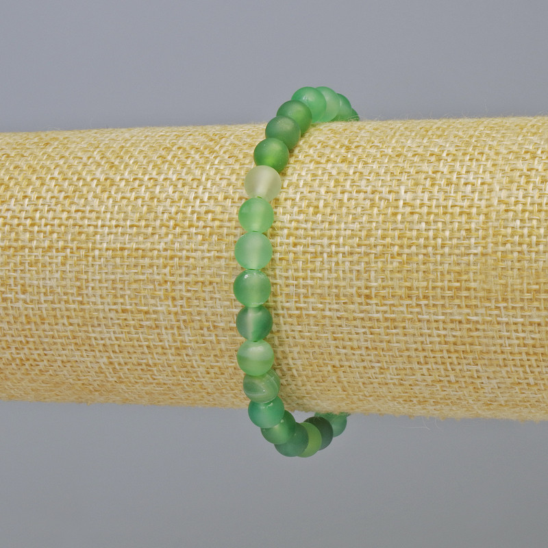 Bransoletka z zielonego matowego agatu, naturalny kamień, gładkie kulki, średnica ok. 6 mm ±, długość 18 cm+