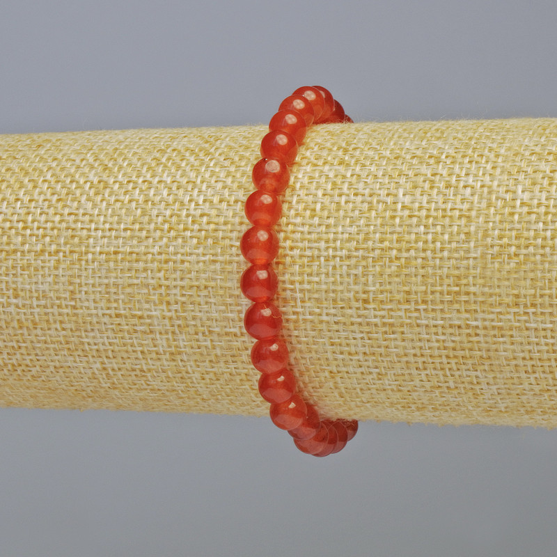 Bransoletka z karneolu – naturalny kamień, gładkie kule o średnicy 6 mm ± (na elastycznej gumce), długość 18 cm+