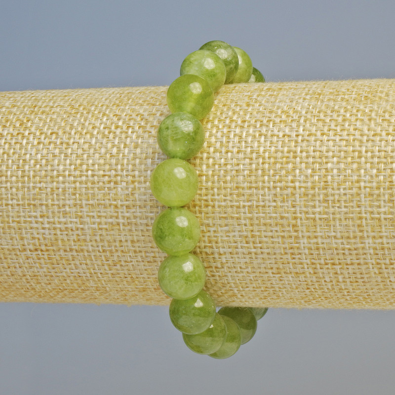 Bransoletka z jadeitu, naturalny kamień, gładkie kuleczki o średnicy około 10 mm, elastyczna baza (stretch), długość 18 cm+
