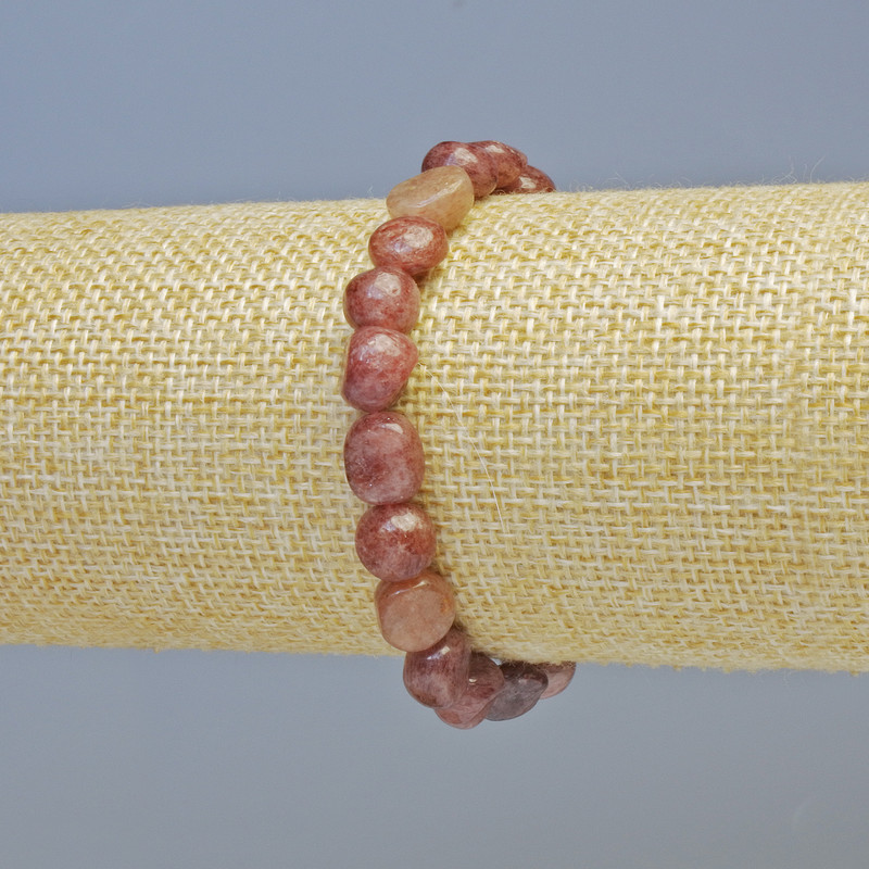 Bransoletka z kwarcu truskawkowego, naturalny kamień, fasetowane koraliki, średnica 9×10 mm, elastyczna baza, długość 18 cm
