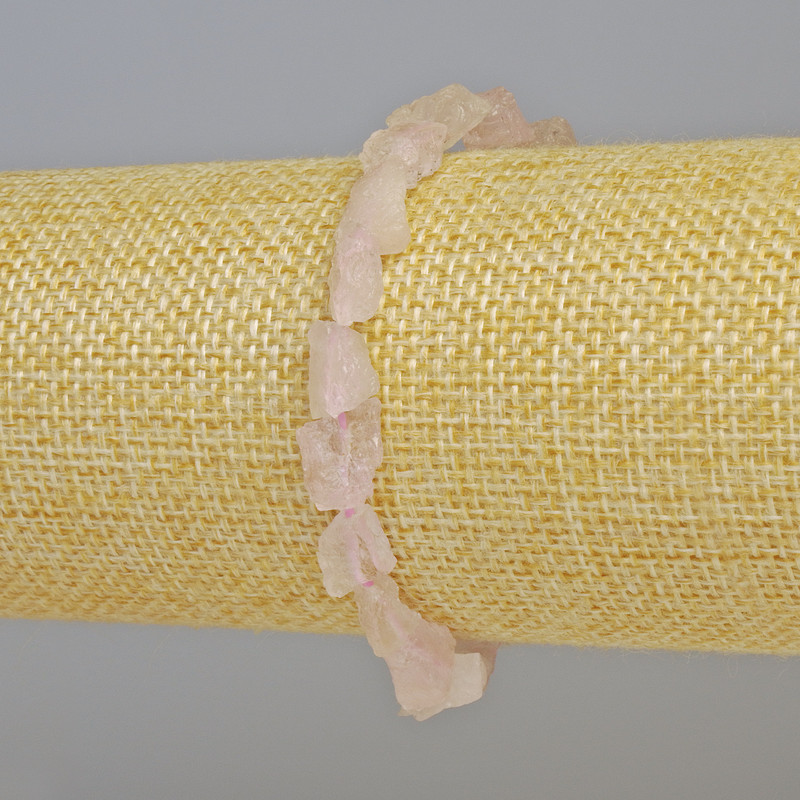 Bransoletka z różowego kwarcu — naturalny, nieobrabiany kamień, fasetowane koraliki, średnica od 8×10 do 12×17 mm ± (rozciągana), długość 18 cm+