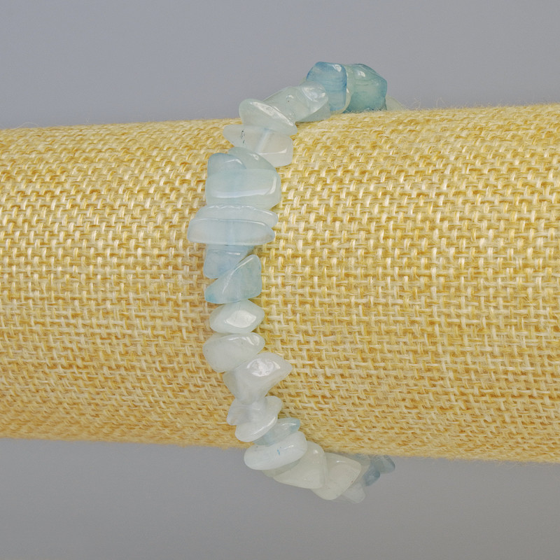 Bransoletka z naturalnego akwamarynu – drobiny, średnica 7x4 mm ± (na elastycznej gumce), długość 18 cm+