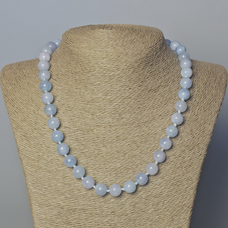 Naszyjnik z błękitnego agatu i chalcedonu, naturalny kamień, gładkie kulki o średnicy 10,5 mm, długość 45–49 cm
