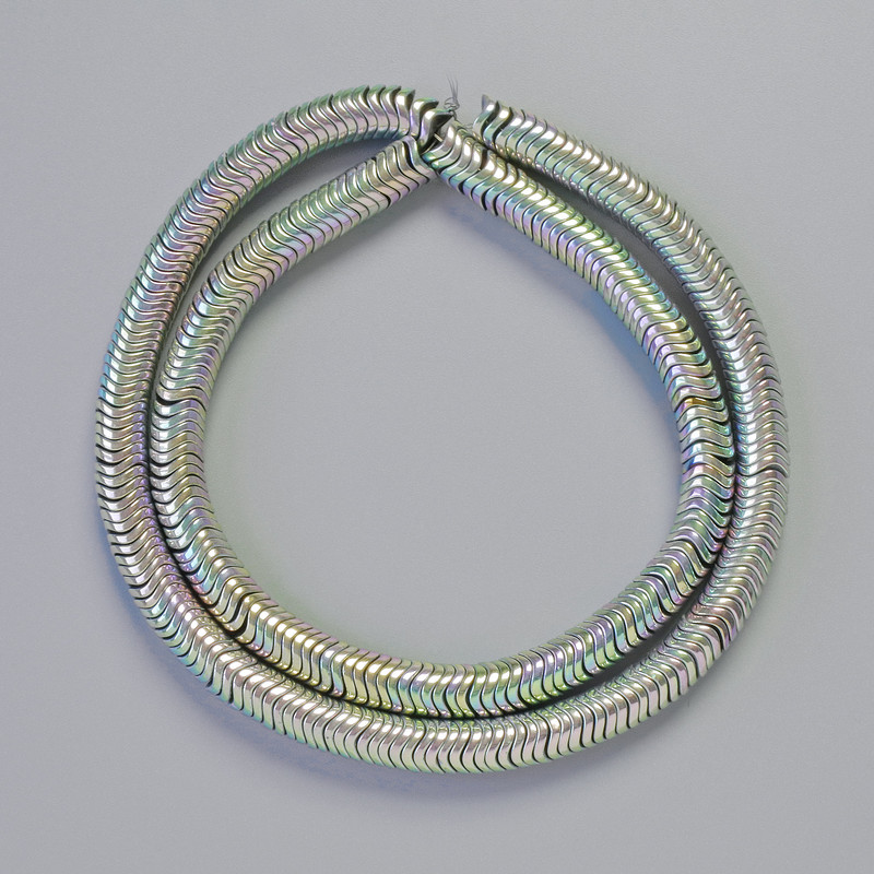 Koraliki hematytu – rondel falisty, kolor tęczowy srebrny, średnica 6x1 mm, długość 42 cm