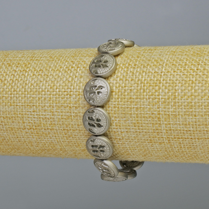 Bransoletka z hematytu w kolorze matowo-srebrzystym, średnica 12×4,5 mm ±, długość 18 cm ± (elastyczny)