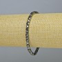 Bransoletka z hematitu w formie kubików, kolor ciemnego srebra, średnica 4 x 4 mm, długość 18 cm +/- (rozciągliwa)