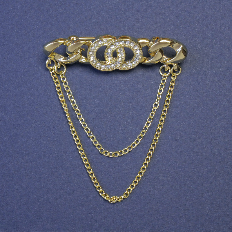Broszka Akcent w stylu Chanel, łańcuszek 45×13 mm, złoty metal