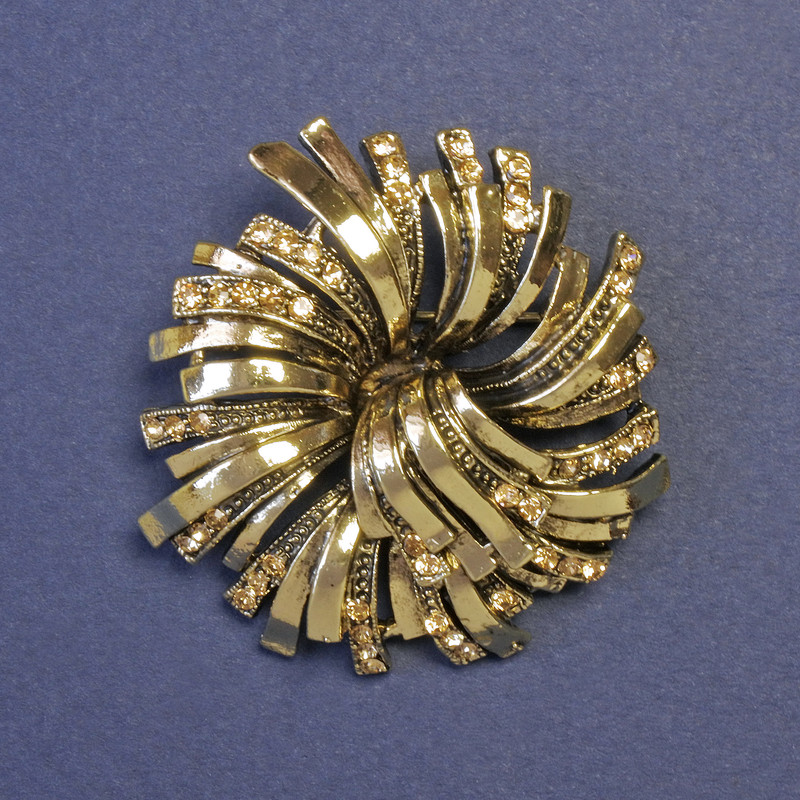 Broszka 'Kwiat' z żółtymi kryształami 39×42 mm ± złoty metal
