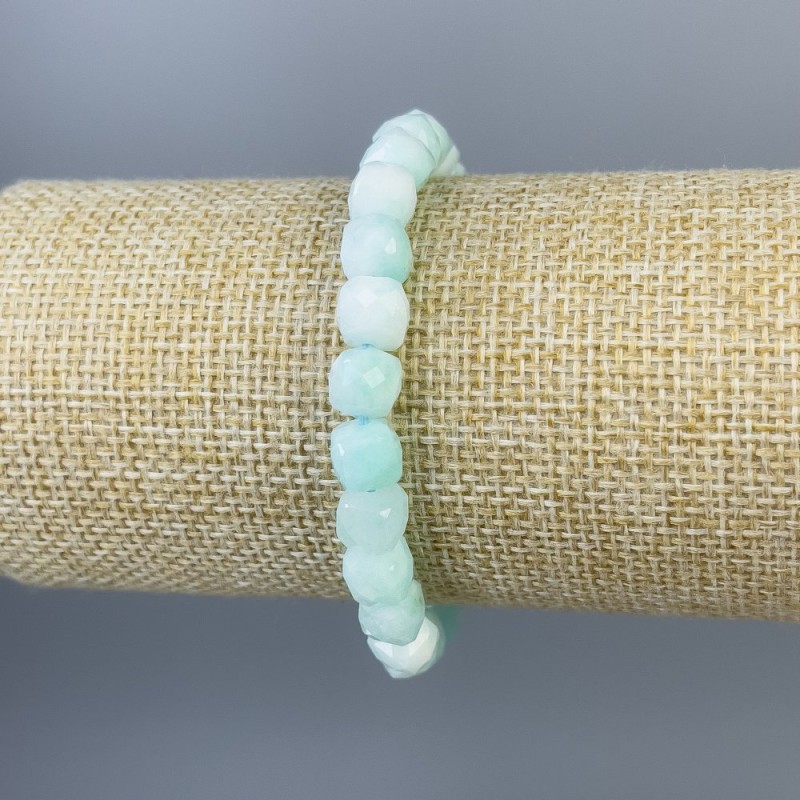 Bransoletka z angelitu w formie szlifowanych sześcianów, 7×7 mm, długość 18 cm, elastyczna